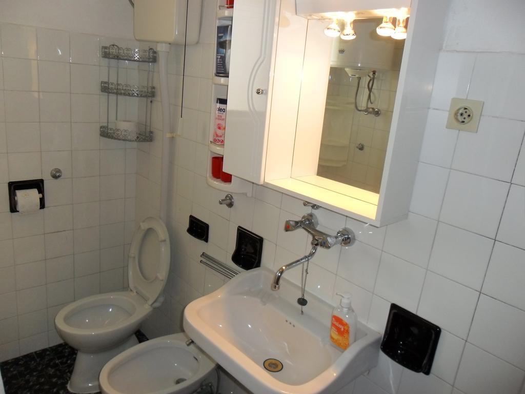 Vile Park Apartments Пореч Экстерьер фото