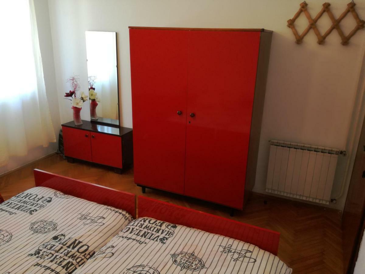 Vile Park Apartments Пореч Экстерьер фото